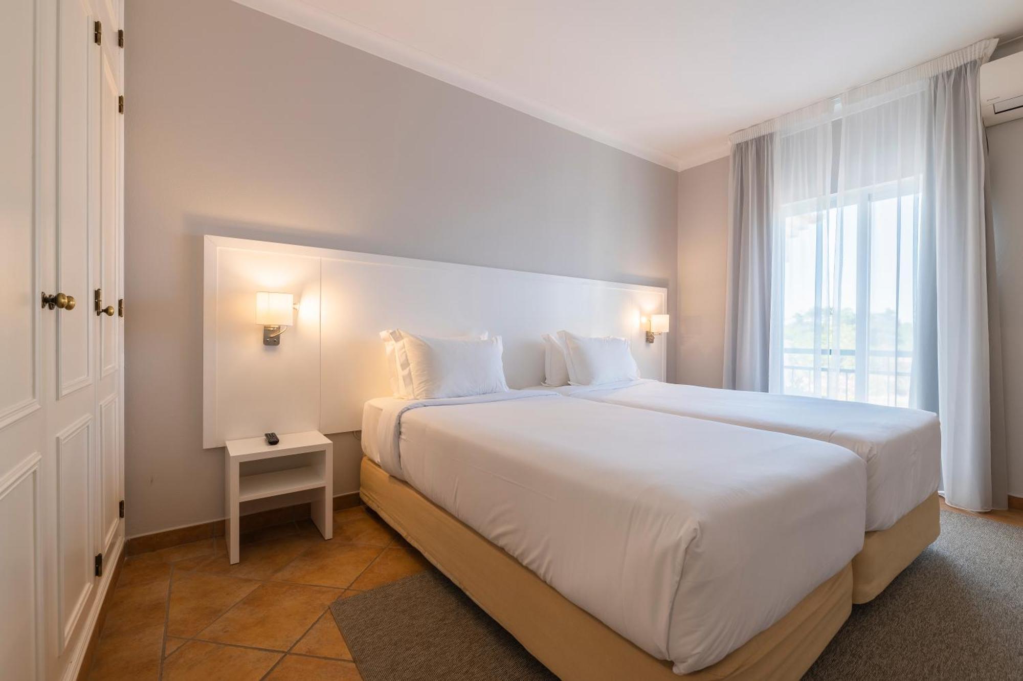 קארבואירו Vale D'El Rei Hotel & Villas חדר תמונה